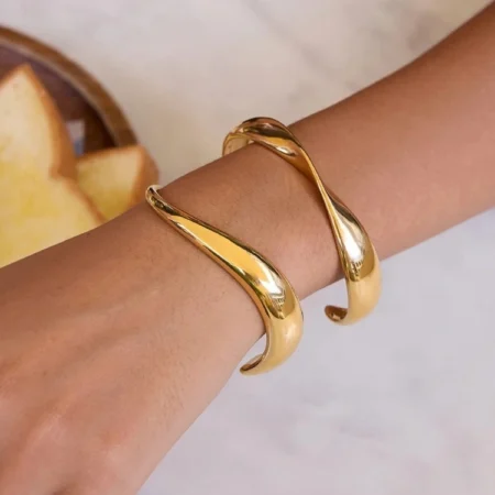 Alternative view of Kaleo bangle - Βραχιόλι χειροπέδα Twisted